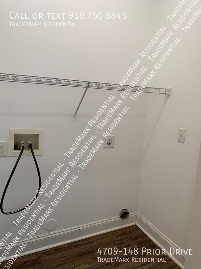 Building Photo - 4709 Prior Dr