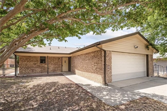 Building Photo - "Spacious 4-Bedroom Haven in Killeen with ...