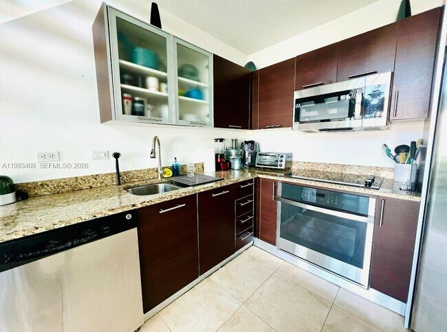 Building Photo - 41 SE 5th St