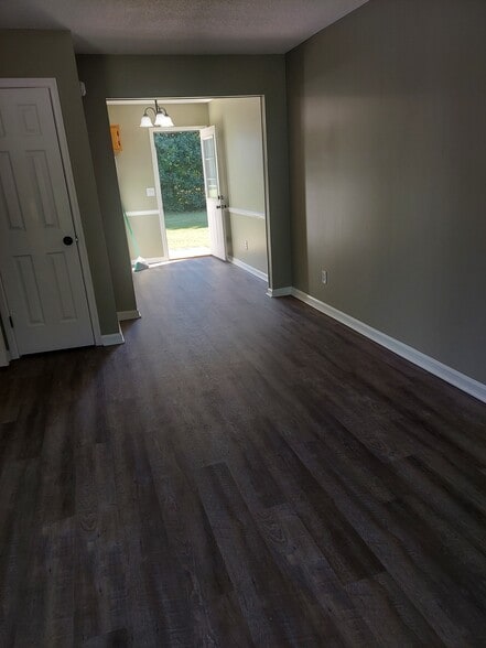 View front front to back - 133 Shearer St