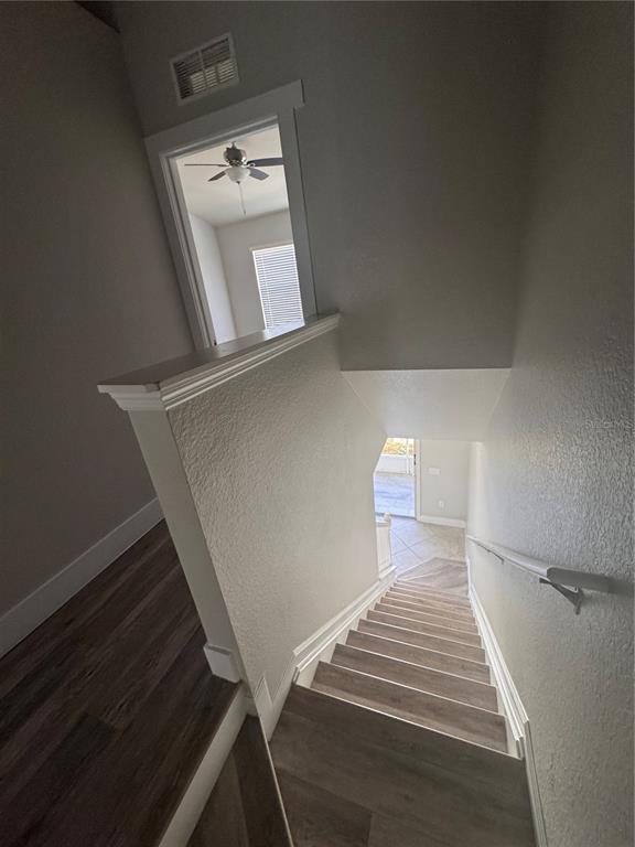 Building Photo - 4478 SW 49th Ave