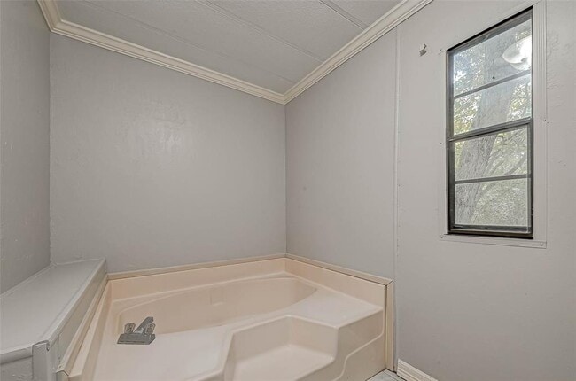Building Photo - 14572 Hasara Ln