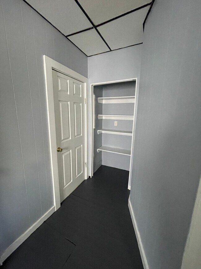 Building Photo - Beautifully Updated 3-Bedroom First Floor Apartment – North Adams, MA – $1,600/month