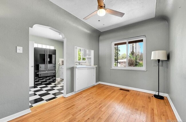 Building Photo - 3818 W 25th Ave