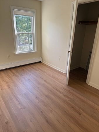 Building Photo - 23 Sunnyside Ave