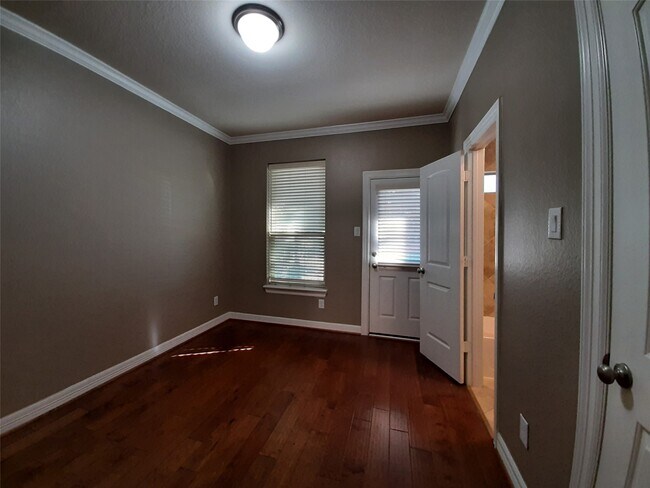 Building Photo - 1422 Upland Orchard Dr
