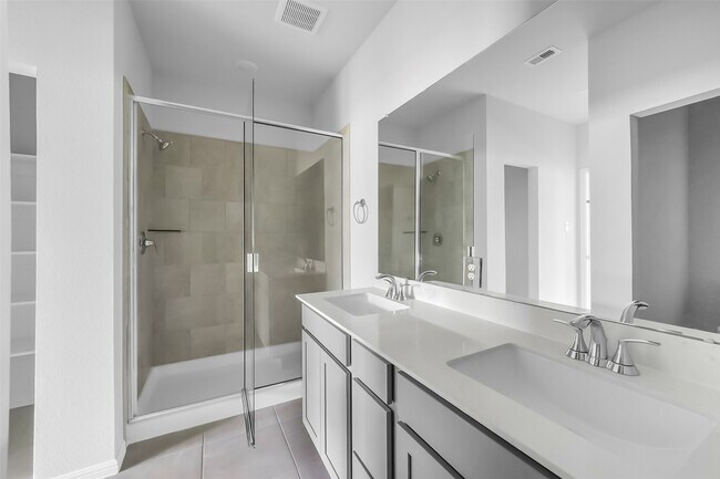 Building Photo - 1120 Novelle Bnd Dr
