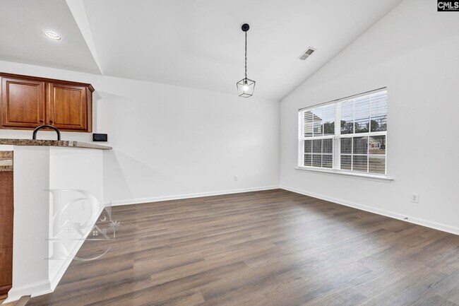 Building Photo - 86 Deertrot Ct