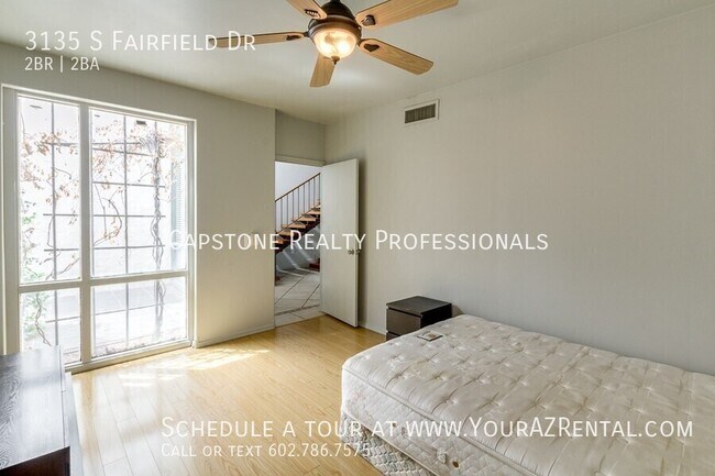 Building Photo - 3135 S Fairfield Dr