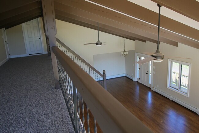 Building Photo - 589 Overlook Rd