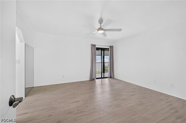 Building Photo - 4708 SW 8th Pl
