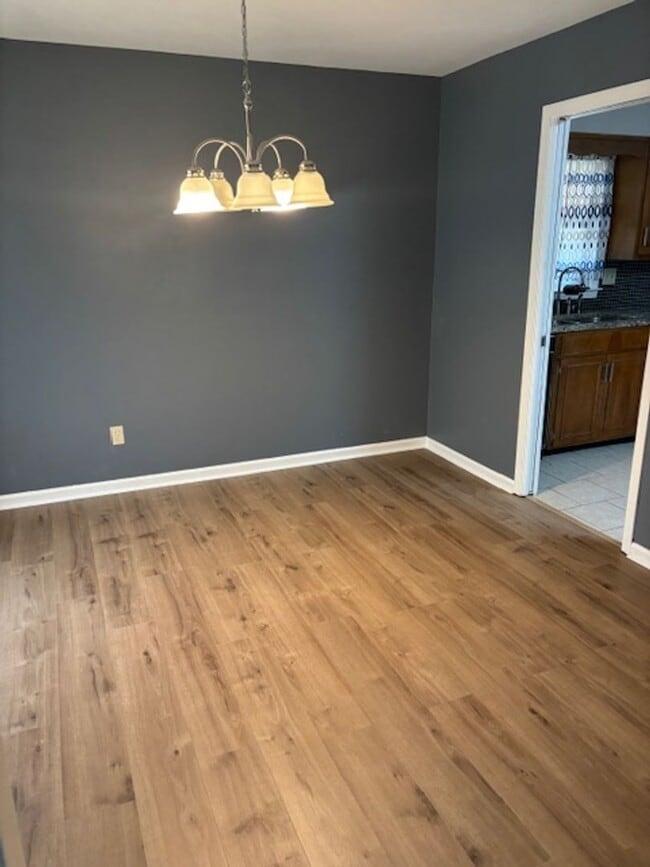 Building Photo - Where Renting Feels Like Home. Available Now!