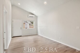 Building Photo - 3BD|1.5BA Home in Park Lane Neighborhood