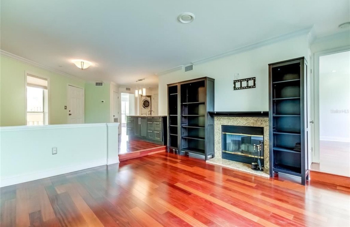 Building Photo - 115 112th Ave NE