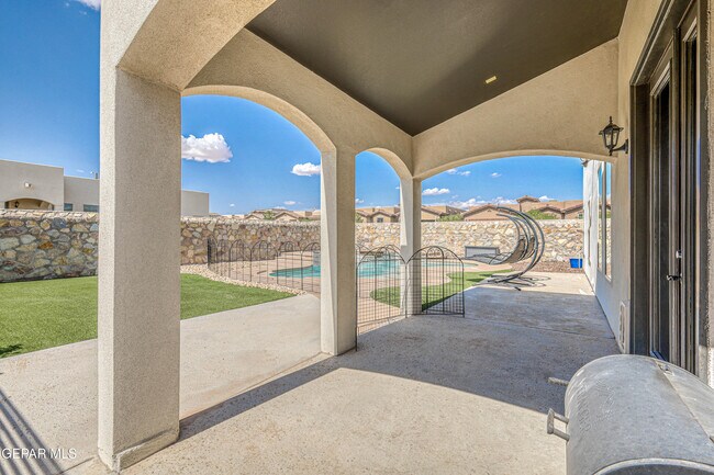 Building Photo - 12315 Houghton Springs Dr