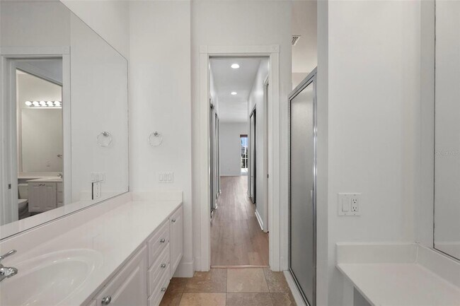 Building Photo - 5779 Wilena Pl