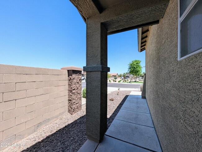 Building Photo - 3731 W St Kateri Dr