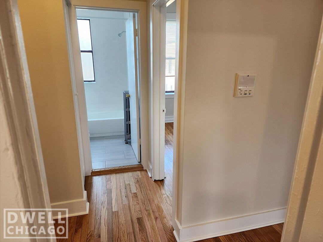 Building Photo - 1540 N Kedzie Ave