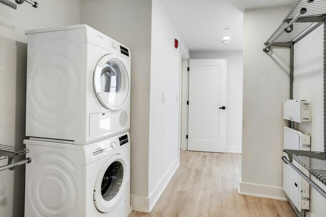 Building Photo - 1716 14th St NW