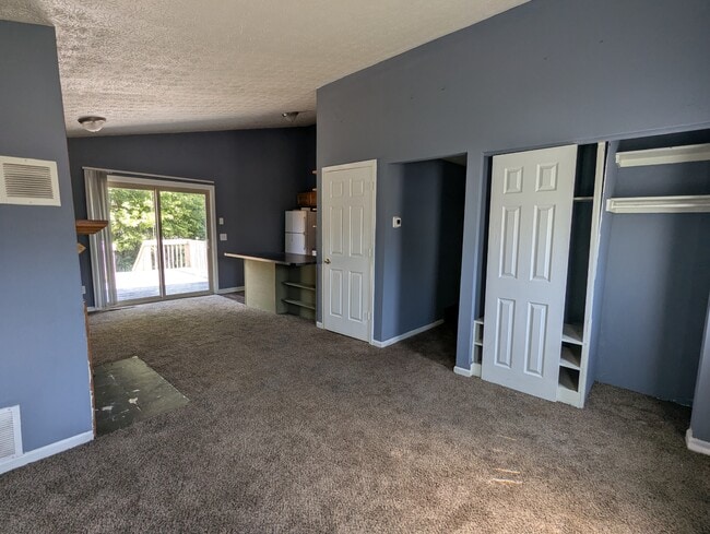 Building Photo - 2544 Dwiton Ct