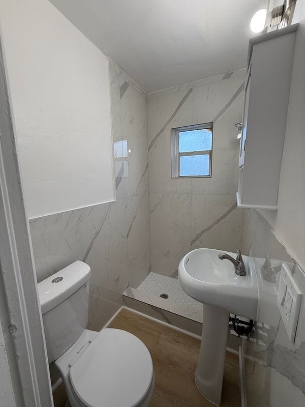 Building Photo - 1955 Lincoln St