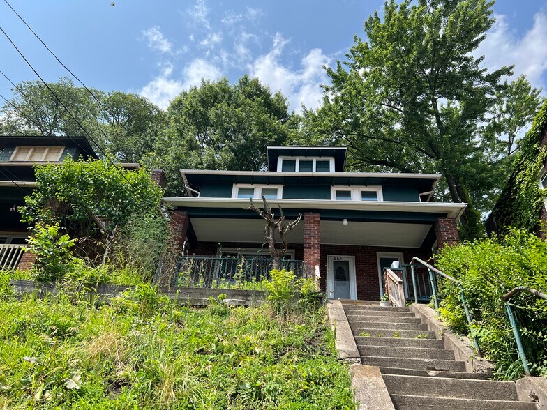 Primary Photo - 5521 Hobart St