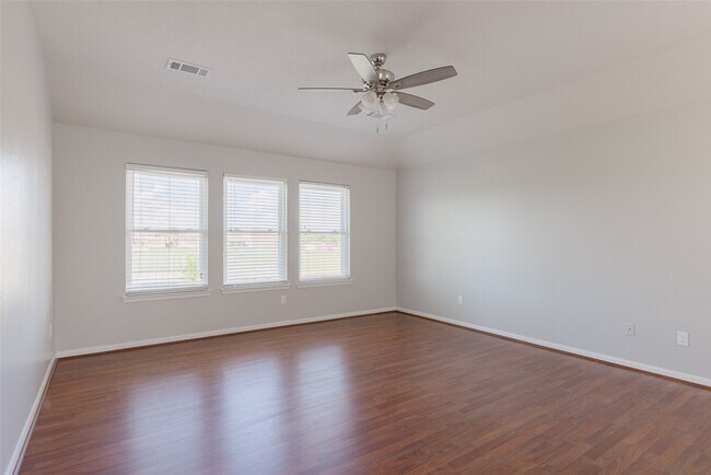 Building Photo - 16530 Cypress Bridge Dr