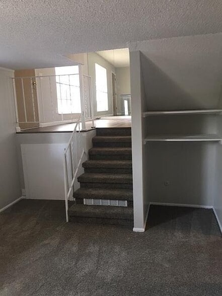 Building Photo - 16579 E Dickenson Pl