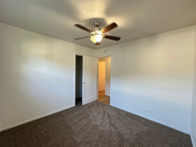 Building Photo - Charming Three Bedroom Near Westfield Park