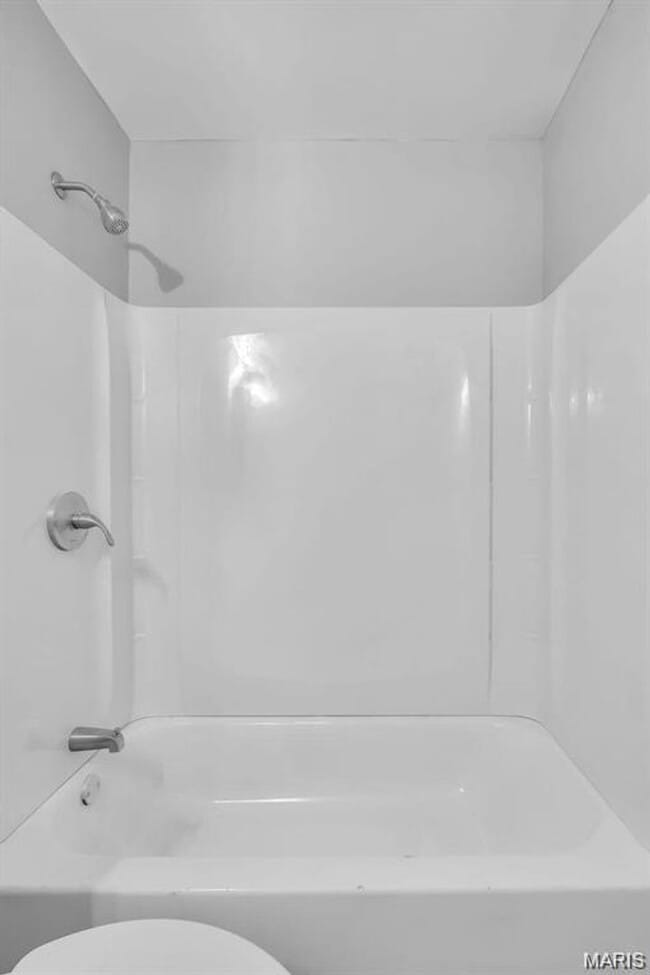 Building Photo - Beautifully remodeled ranch home