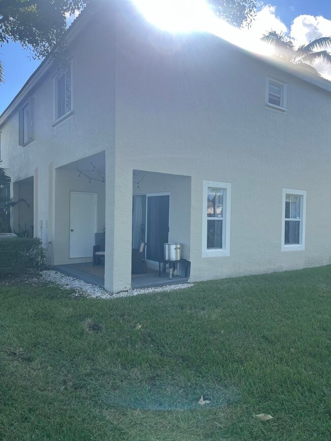 Building Photo - 4860 Palmbrooke Terrace