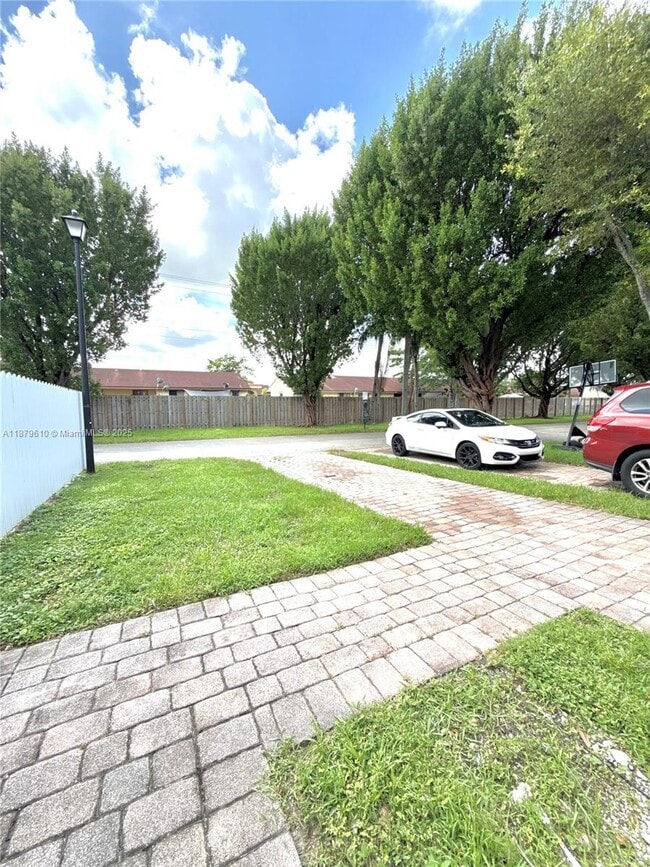 Building Photo - 13954 SW 279th Ln