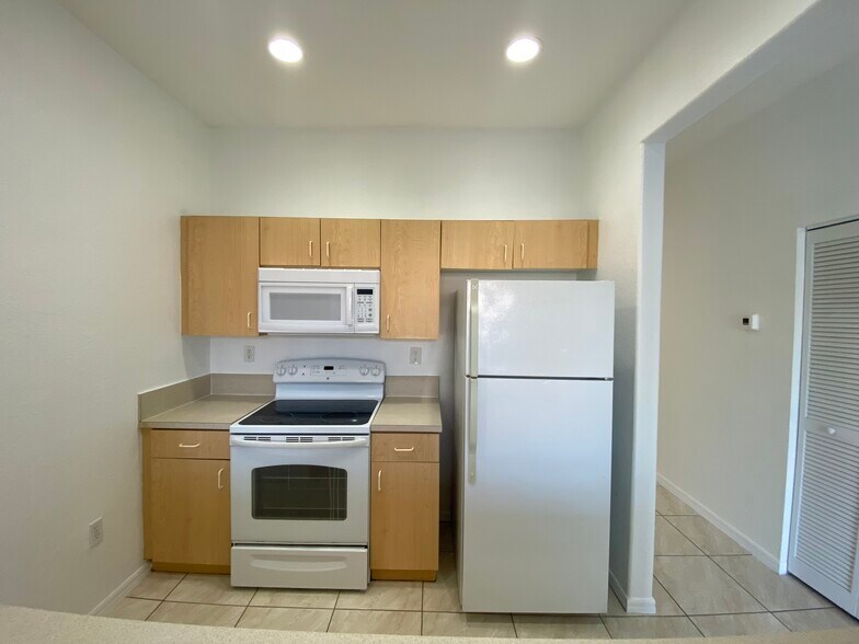 Building Photo - 10985 SW 239th Ter