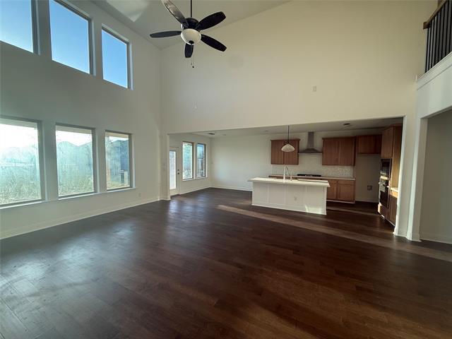 Building Photo - 1905 Pecos Dr