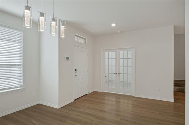 Building Photo - 1517 Bennington Ln