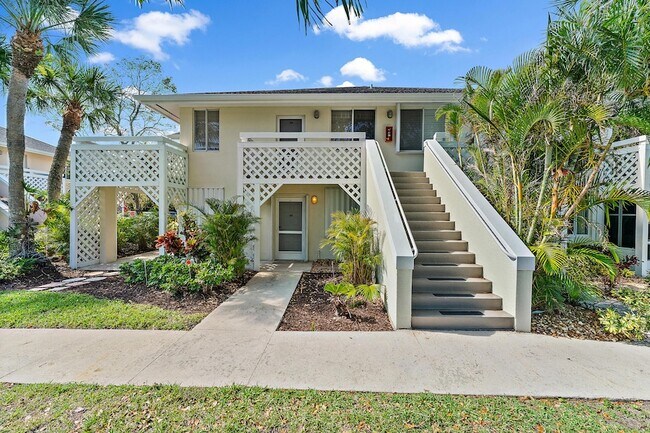 Building Photo - 353 S US Hwy 1