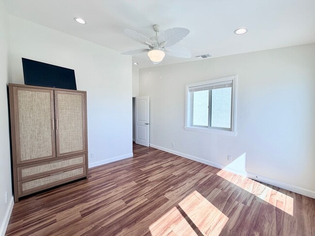Building Photo - 5544 Crestone Ct
