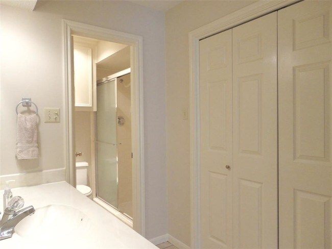 Building Photo - 6618 Preston Trail Dr