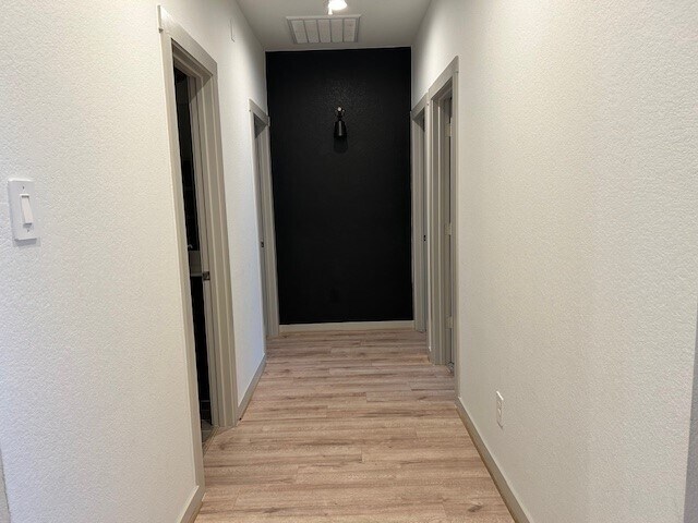 Building Photo - 518 Campbell Dr