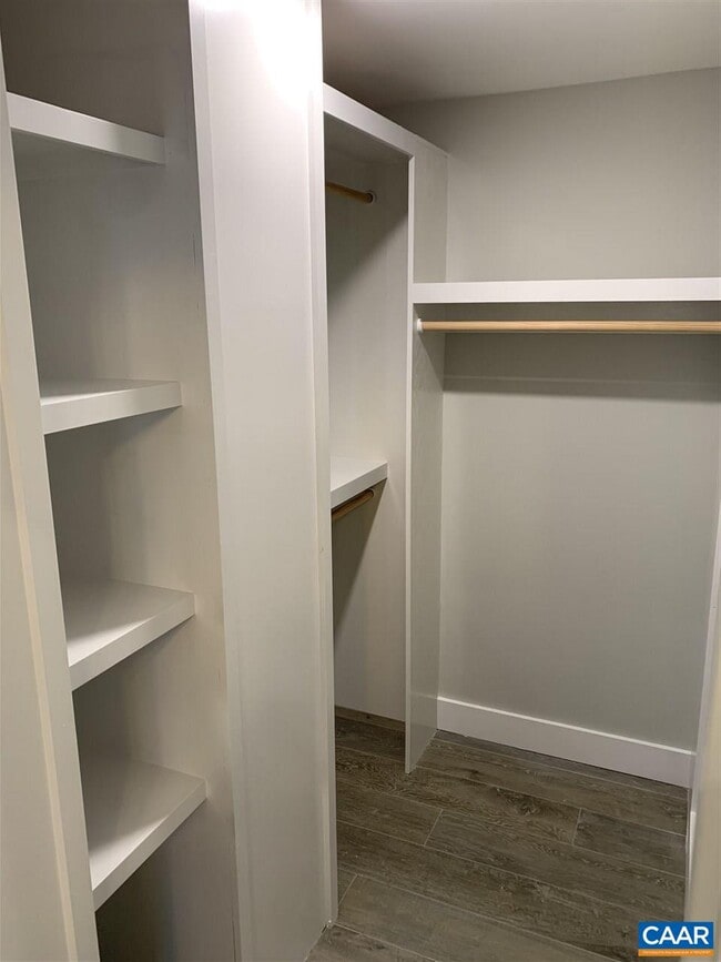 Building Photo - 808 Elliott Ave