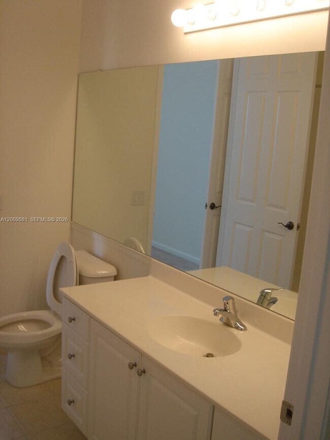 Building Photo - 4404 SW 160th Ave
