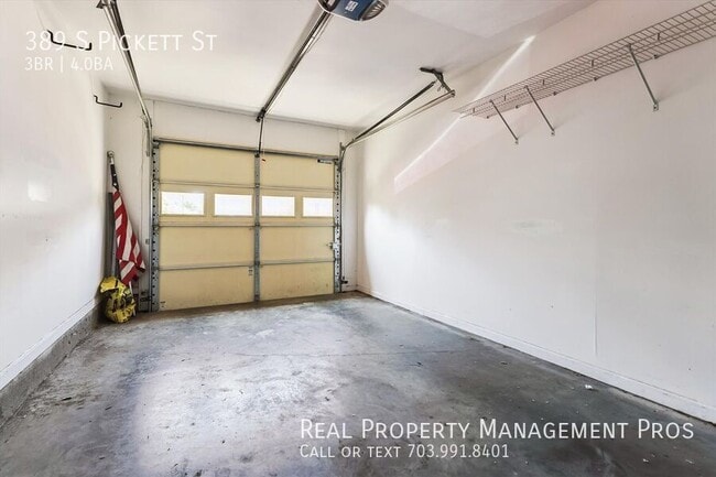 Building Photo - 389 S Pickett St