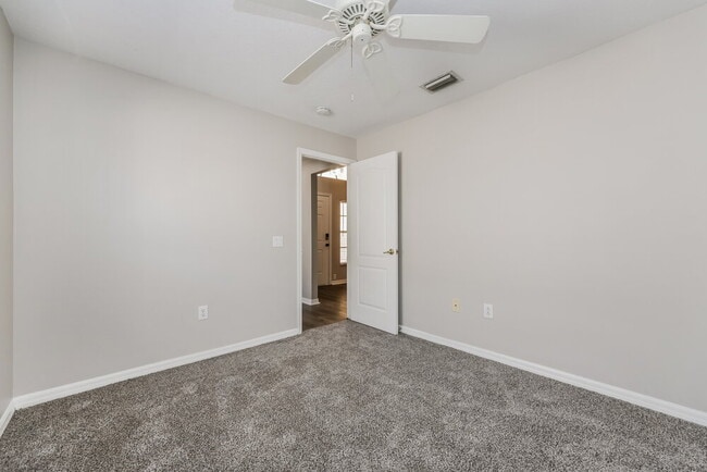 Building Photo - 9042 Egret Cove Cir