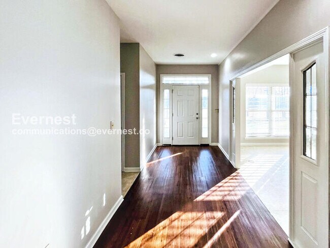 Building Photo - 1181 Henry Rd