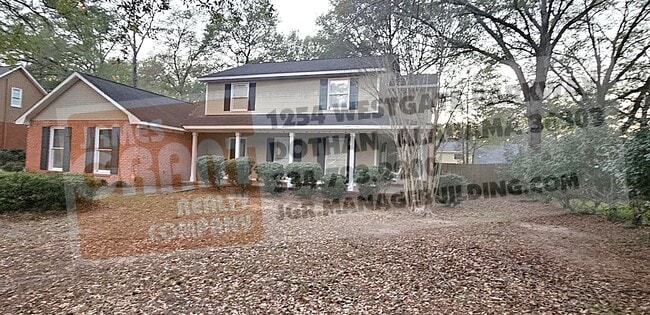 Building Photo - 211 Plantation Rd