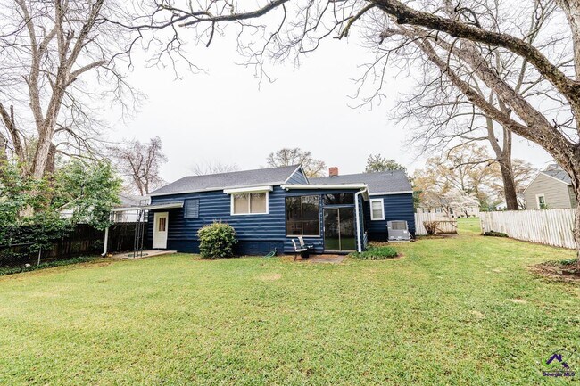 Building Photo - 1304 Georgia Ave