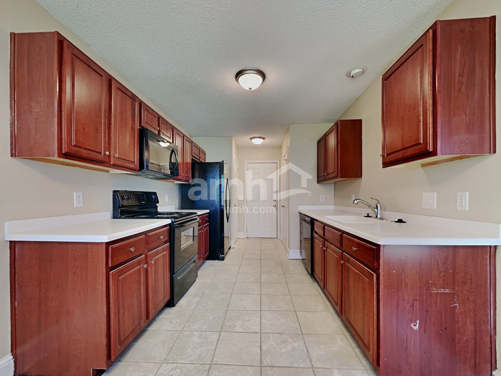 Building Photo - 305 Springdale Ct