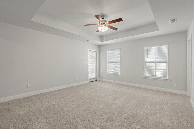 Building Photo - 9102 Eagle Trce Dr SE