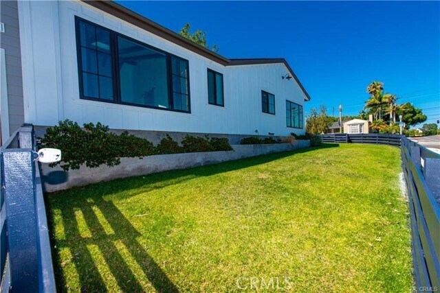 Building Photo - 7900 Naylor Ave
