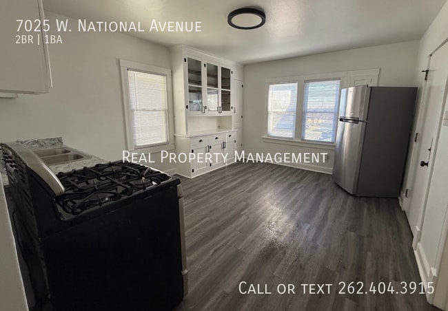 Building Photo - 7025 W National Ave